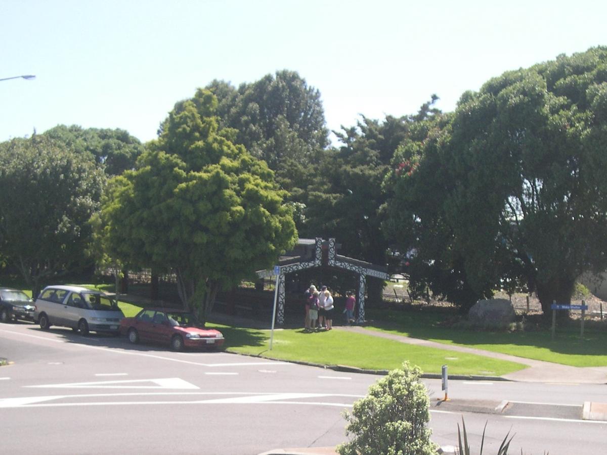 Strand Motel Tauranga Eksteriør bilde